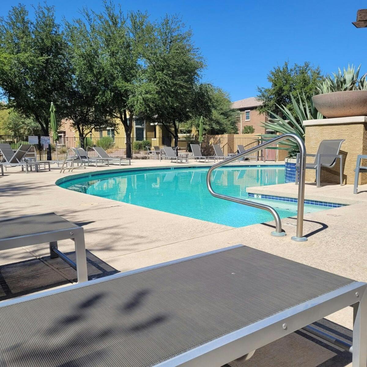 Villa Verde Surprise Stadium - Resort Living エクステリア 写真